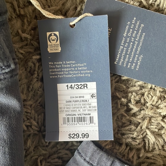 Universal Thread Jeans - Picture 3 of 4
